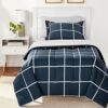 Amazon Basics Microfiber Bed-in-a-Bag Comforter Set, Twin/Twin XL, Navy/Grey Plaid